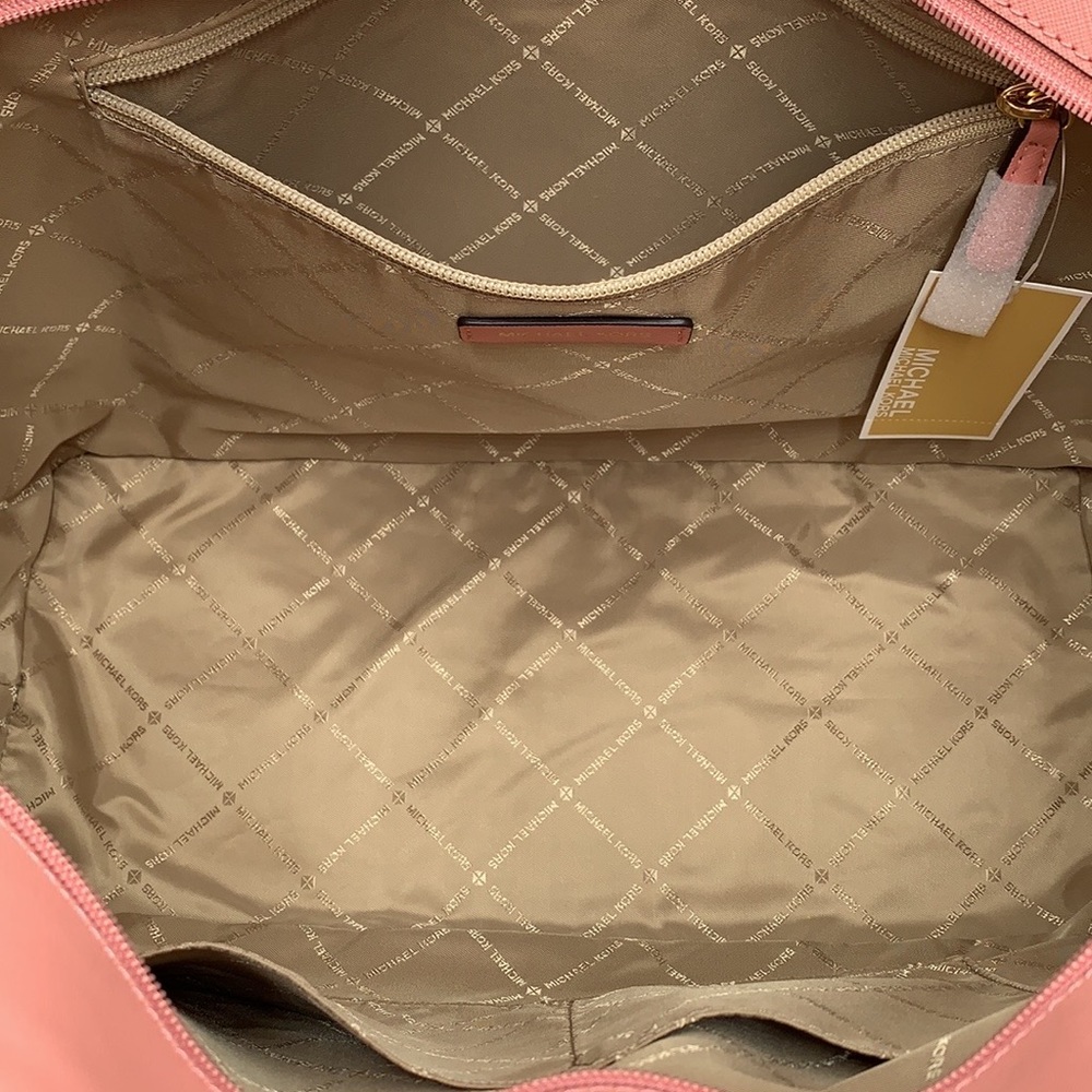 MICHAEL KORS GILLY LARGE DRAWSTRING TRAVEL TOTE PRIMROSE COLOR - Picture 11 of 15
